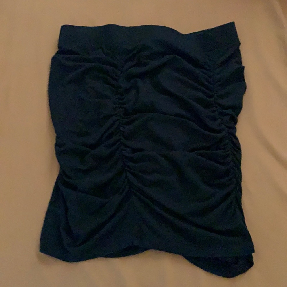 Black scrunched skirt bodycon style